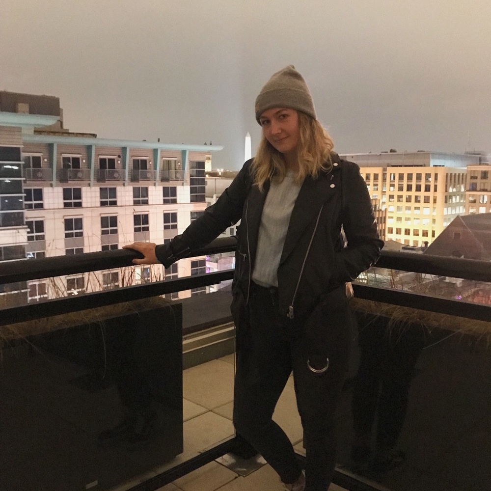 Meet your Posher/ About this closet